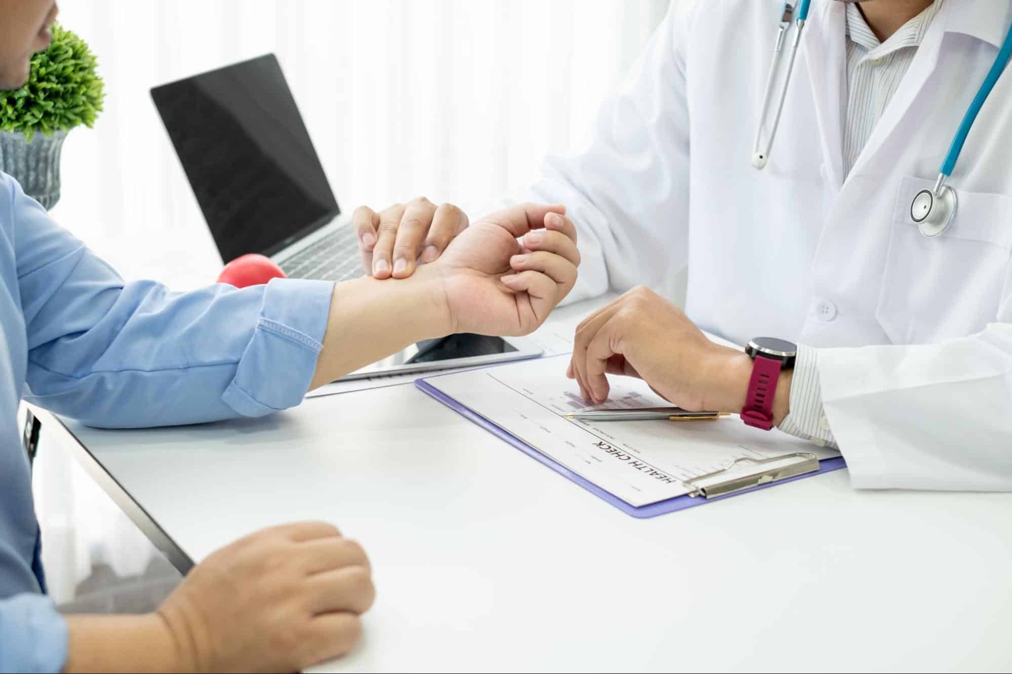 Ganglión de muñeca. Causas, síntomas y tratamiento